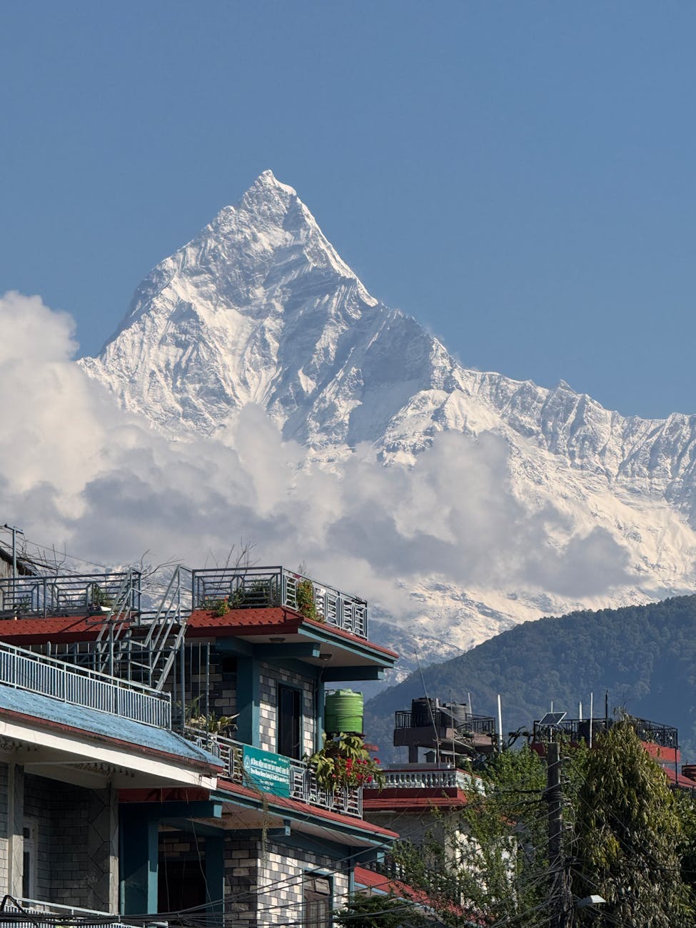 stunning view of machapuchare peak in nepal